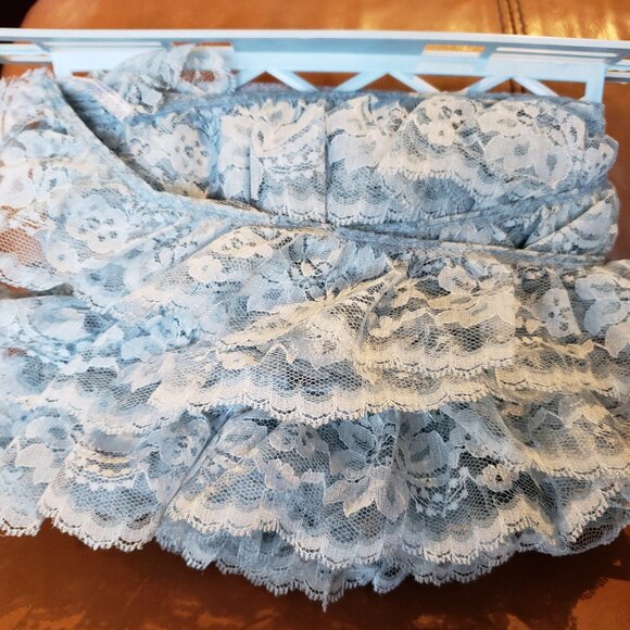 Ruffled Chantilly Lace Trim - Light Blue  2.5" wide x 10 Yards - Picture 1 of 6
